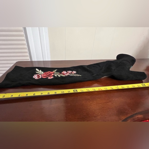 Steve Madden Mozee Embroidered Over-The-Knee Boots - NWOT - Picture 5 of 13